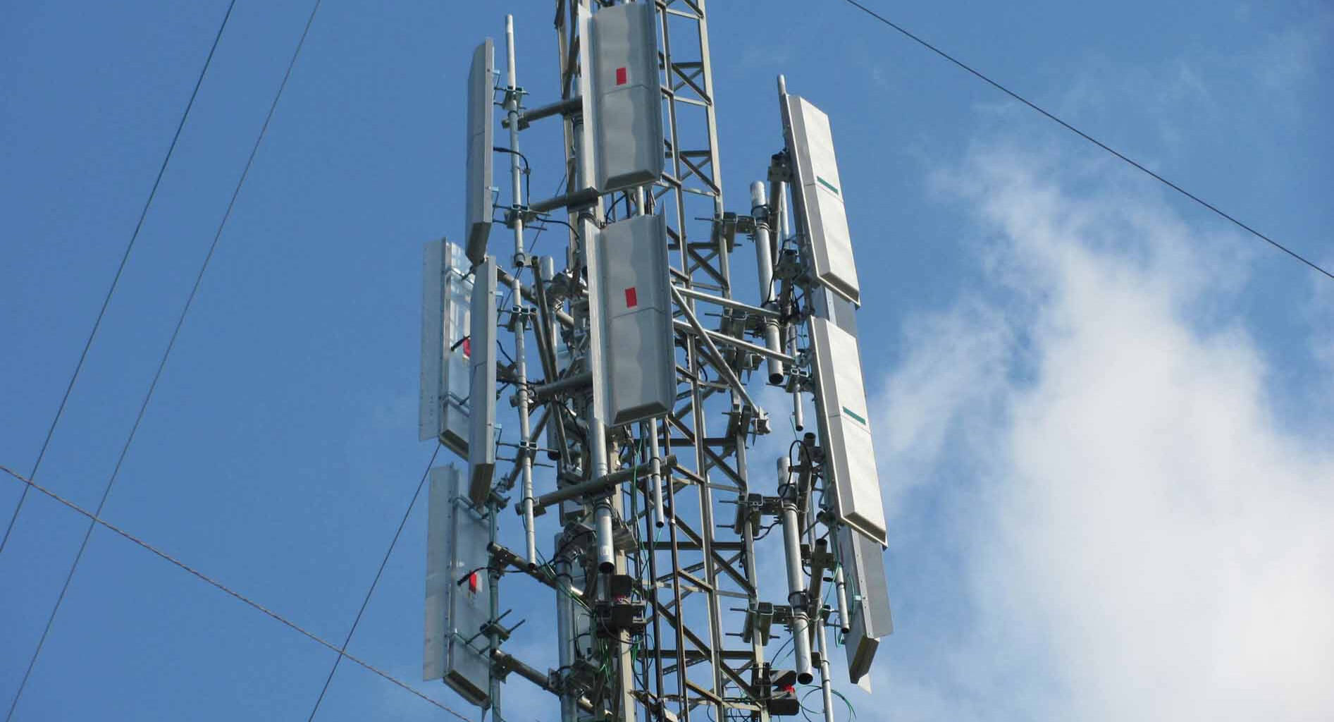 Picture of one of Gogo's internet towers