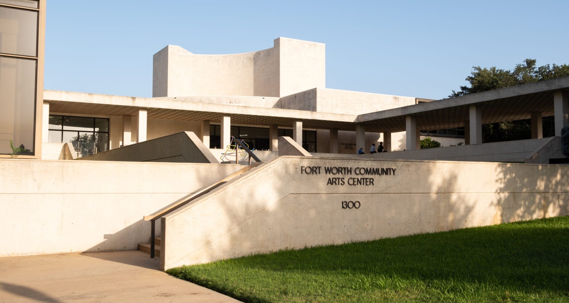 As Arts Fort Worth moves downtown, plans for community arts center remain on hold