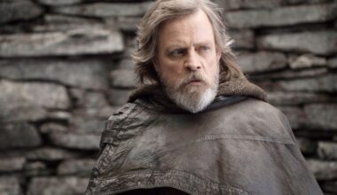 Mark Hamill Says Rian Johnson Feud Over 'Last Jedi' Is Not True