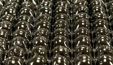 This Strange 'Bubble Wrap' Can Produce Drinking Water in The Desert : ScienceAlert