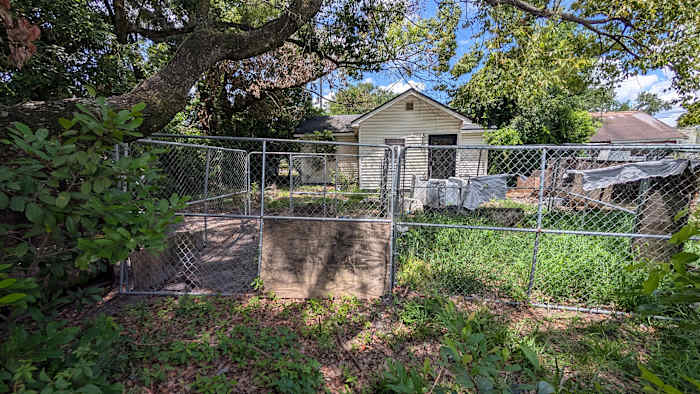 JSO SWAT, animal control officers raid Eastside home suspected of dog-fighting operation