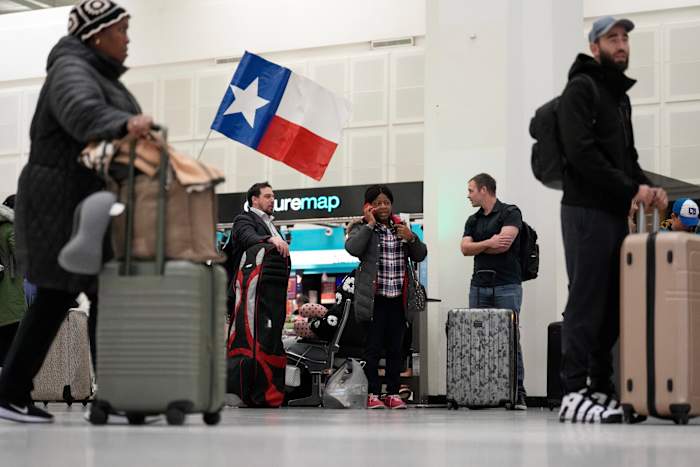Ground stop issued at Bush Intercontinental Airport due to thunderstorms in Houston