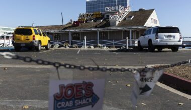Joe's Crab Shack closing after more than 2 decades