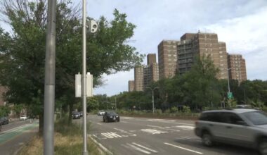 The city operates about 2,200 speed cameras across 750 school zones. (Spectrum News NY1)