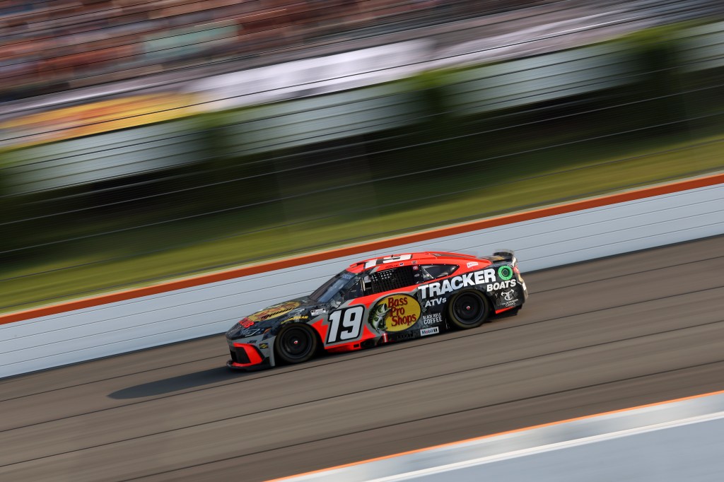 Briscoe good to last drop, wins Pocono – The Morning Call