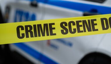 Man, 33, stabbed to death on Brooklyn street