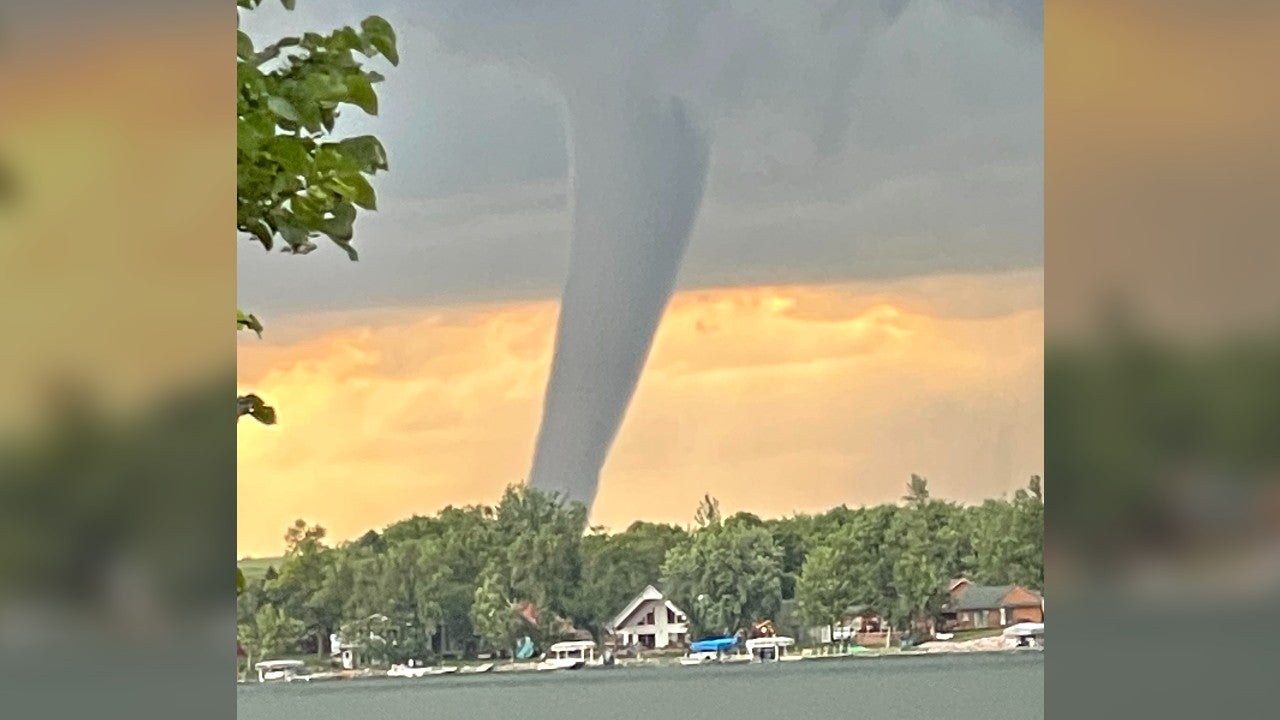 Four tornadoes confirmed in Carver County by NWS