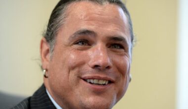 Sen. Brazeau recovering after collapsing in Senate due to ‘dizzy spell’ - CTV News