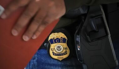 ICEBlock: This iPhone app alerts users to nearby ICE sightings