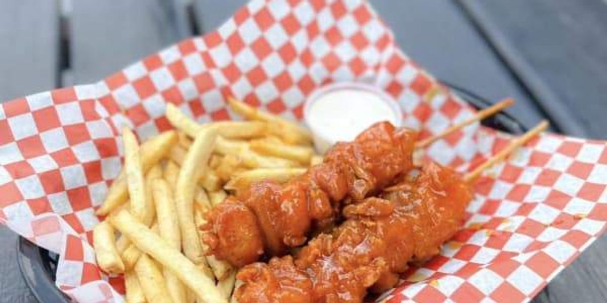 Dallas caterer Eddie Deen opens chicken spot in Arlington