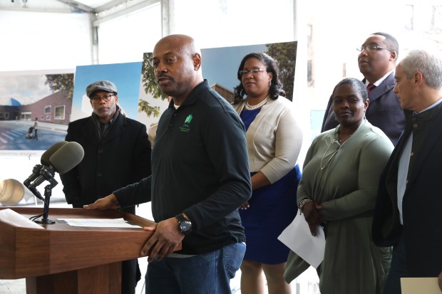 Eugene Jones, Jr., then-CEO of Chicago Housing Authority, speaks during a groundbreaking ceremony for the Taylor Street Apartments and Roosevelt Branch Library on Jan. 28, 2018. (Nancy Stone/Chicago Tribune)