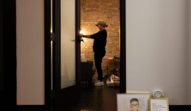 New Chicago clinic advertises abortions up to 34 in pregancy