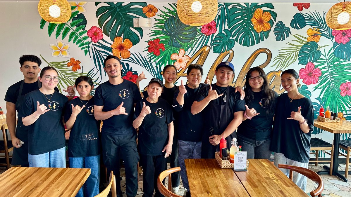 Highwood Hawaiian restaurant included on NYT’s Chicago dining guide – NBC Chicago