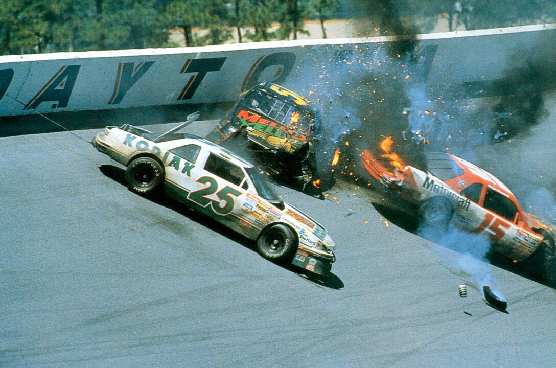 DAYS OF THUNDER, 1990