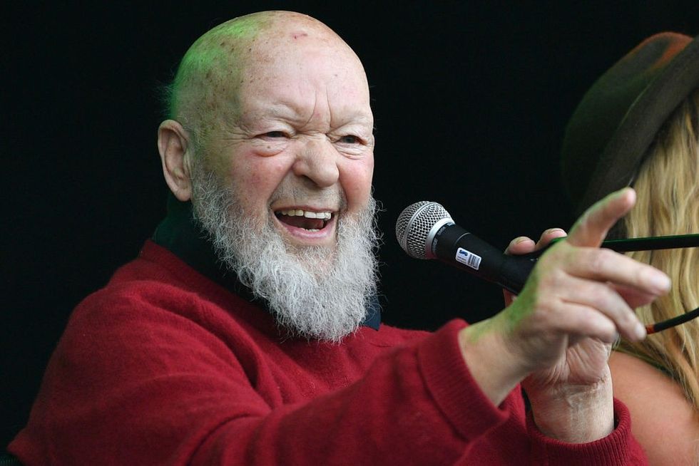 Eavis