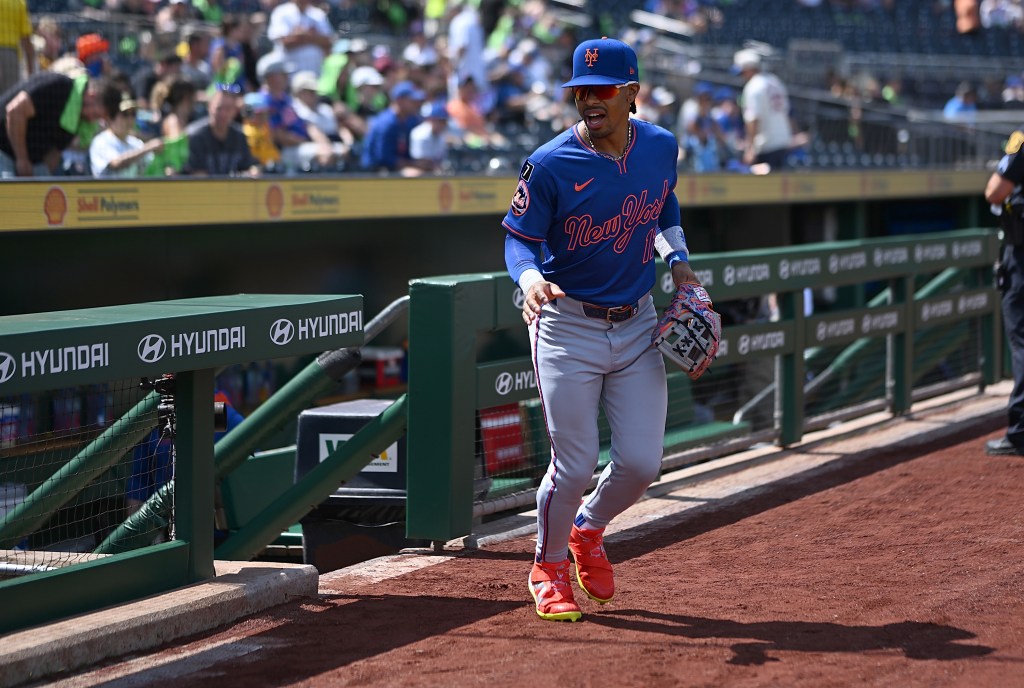 Francisco Lindor of the New York Mets warming up before a baseball game.