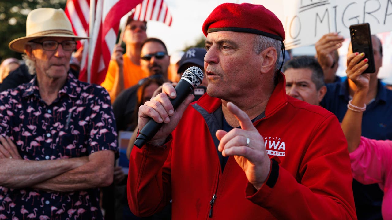 Everything to know about Republican NYC mayoral candidate Curtis Sliwa