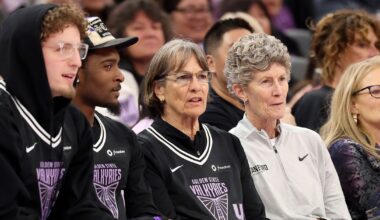 They built the Bay Area women's basketball community. Now, they're Valkyries fans