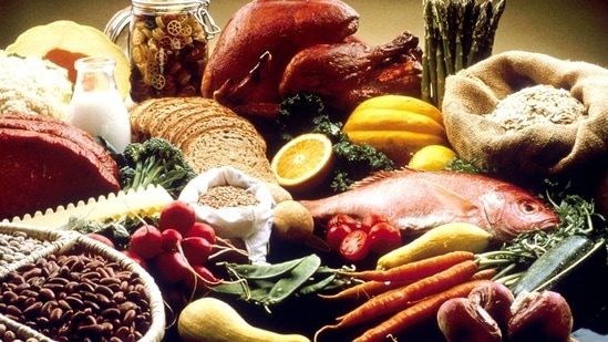 Whole foods such as legumes, dairy, meat, fish, eggs, nuts, and seeds not only provide high-quality protein but are also rich in vital micronutrients, dietary fibre, antioxidants, and bioactive compounds that are typically absent in isolated protein powders. (Pixabay)
