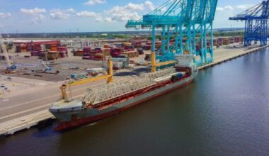 Two new container cranes arrive at JAXPORT – Action News Jax