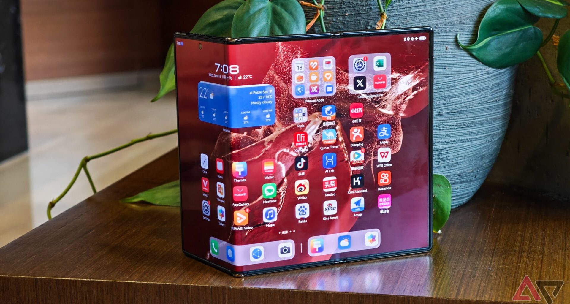 Samsung could pull a Galaxy 25 Edge with its upcoming trifold phone