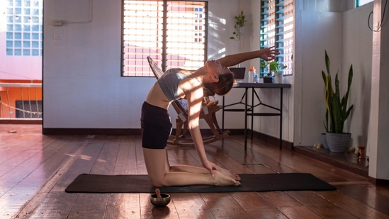 Check out simple 10-minute home workout to tackle stubborn belly fat. (Unsplash)