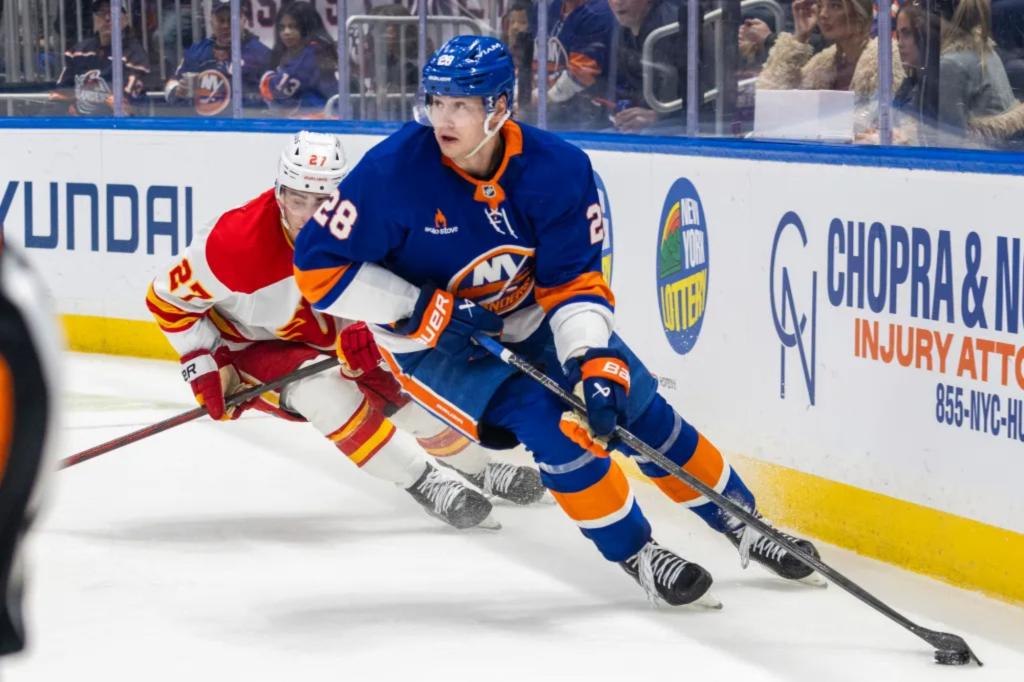 Islanders sign Alexander Romanov to $50M contract