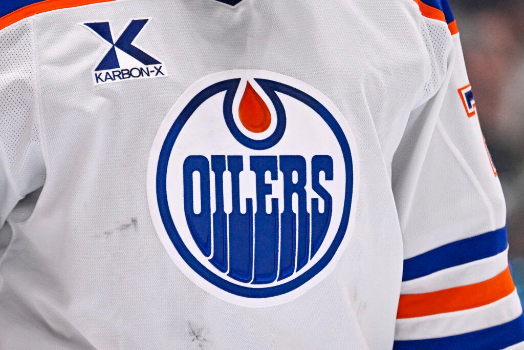 ‘We Can Kiss McDavid Goodbye’ – Oilers Fans Outraged As First 2025 Draft Pick Fails To Address Blatant Weakness