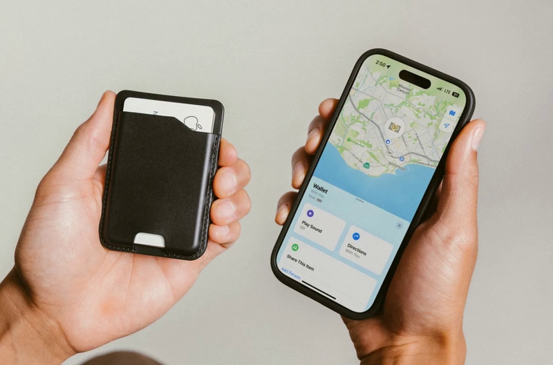 Trackable Magnetic Smartphone Wallets : Nomad Leather Mag Wallet