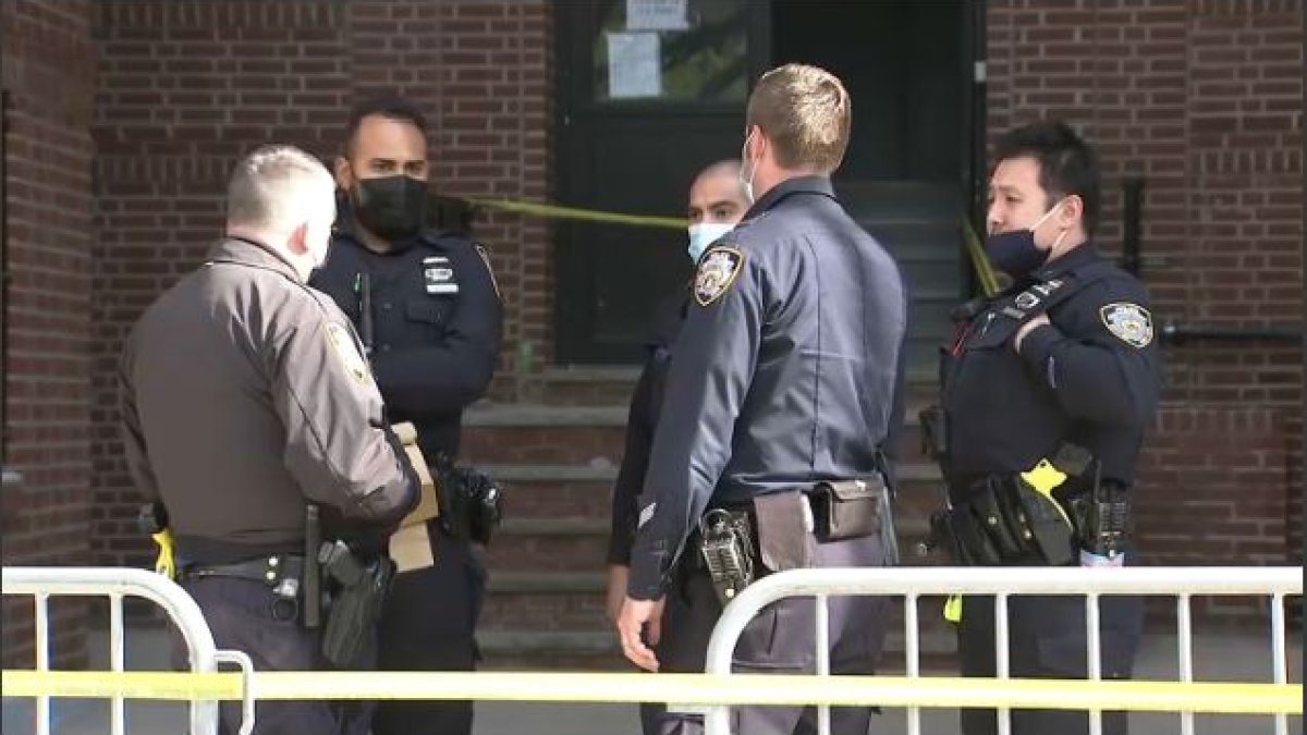 New York on alert, NYPD upping patrols after attack on Iran – NBC New York