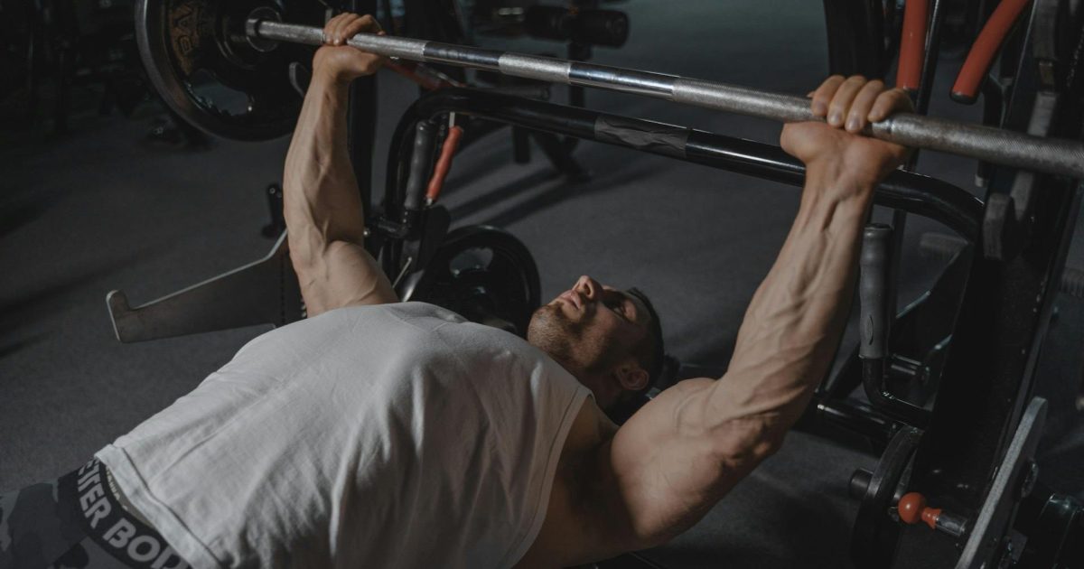 Do warm-up sets improve your weightlifting performance? Researchers find out
