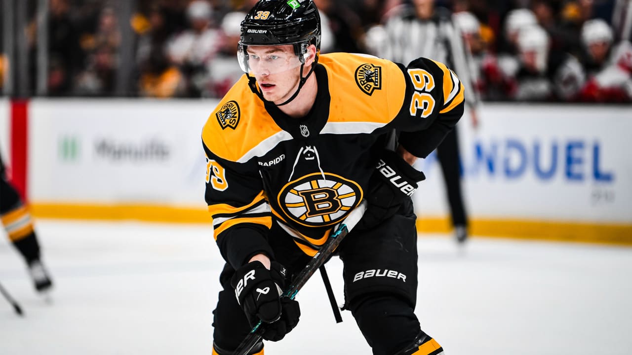 Geekie signs 6-year, $33 million contract with Bruins