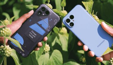 Fairphone 5 in front of plants