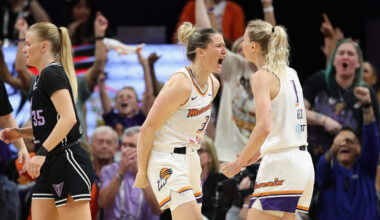 Mercury 3-pointers win Sky...