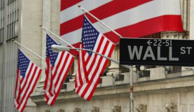 Stock Market Today: Dow Jones Rises Ahead Of GDP, Jobless Claims (Live)