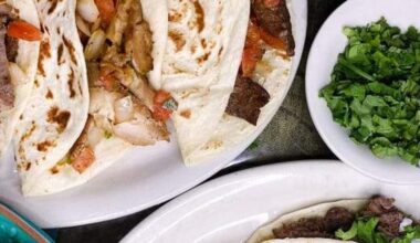 New shopping center with Tia's Taco Hut heads to San Antonio
