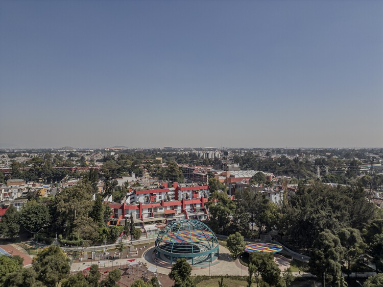 UH INFONAVIT Iztacalco Housing Unit and Public Space / AMASA Estudio - Exterior Photography