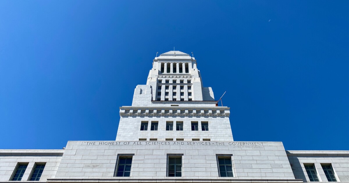 LA City Council votes to extend contract for renter aid days before expiration