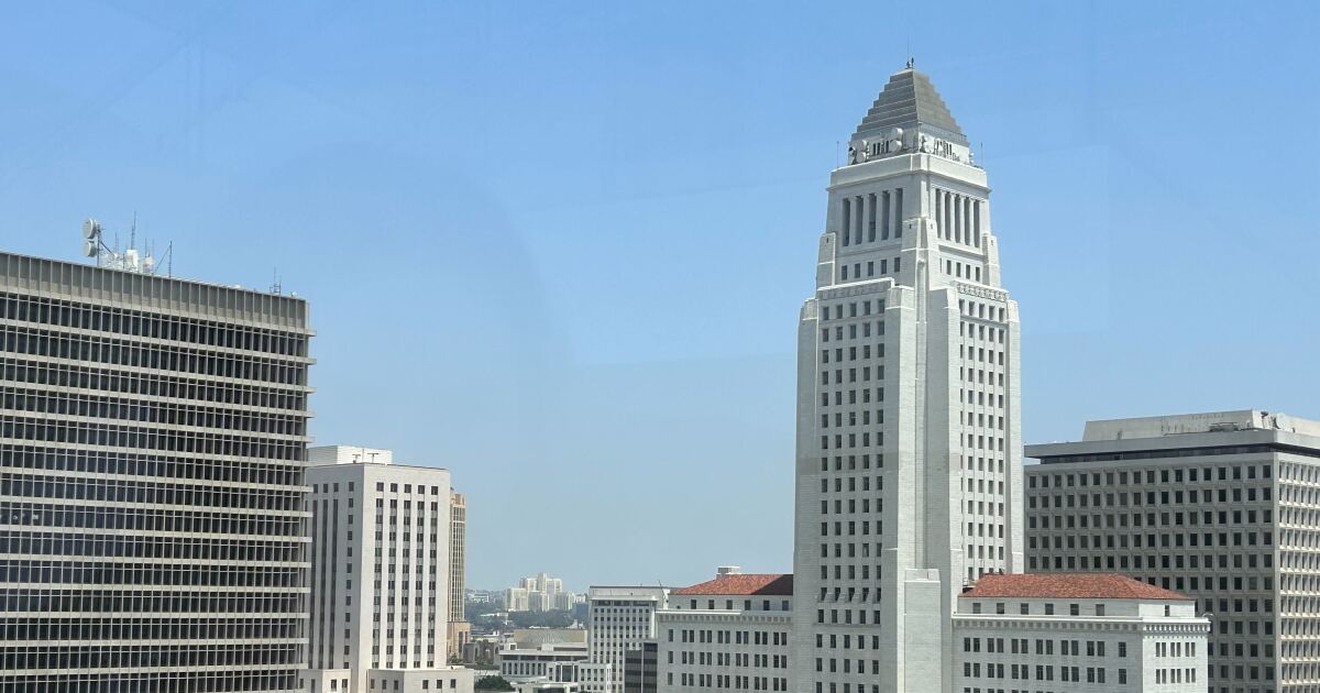 Federal judge finds LA failed to create enough shelter for unhoused people as required in agreement
