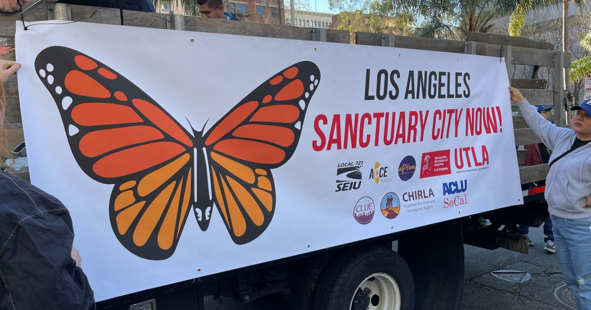 Trump administration sues Los Angeles over its sanctuary city policies