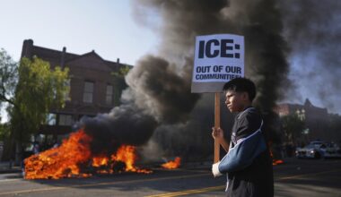 Official criticized for appearing to call on gangs to intervene in immigration raids