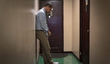 Anthony Weiner far behind in NYC council primary with race to be decided by ranked choice count