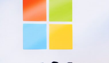 Windows' infamous 'blue screen of death' will soon turn black