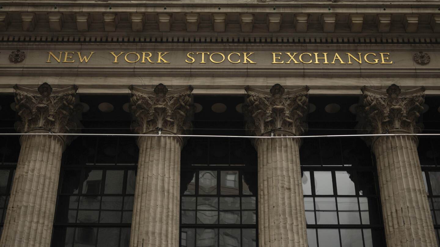 Oil gains 2.6% in reaction to US strike on Iran