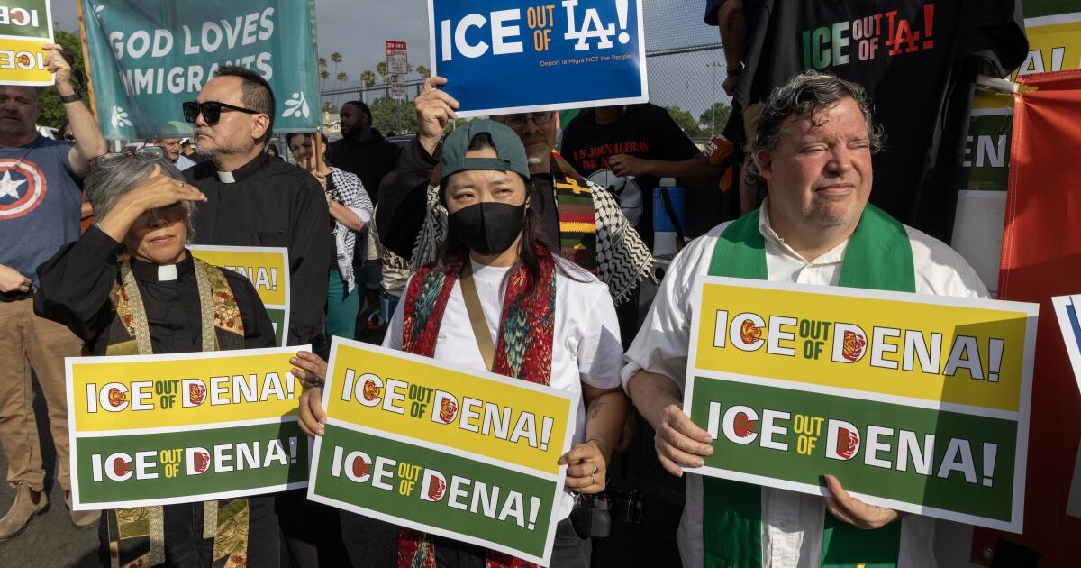 L.A. County leaders weigh legal action following violent ICE arrests