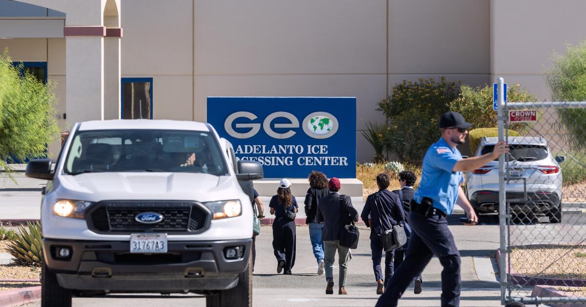 Most nabbed in L.A. raids were men with no criminal conviction