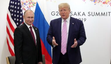 Trump threatens up to 100% tariffs on Russia, markets tumble