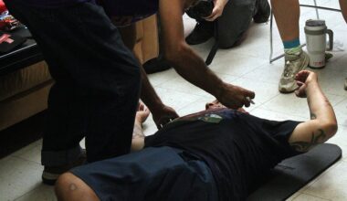 ‘Had to save this man’s life’: Social Spin, a Valley homeless outreach program, trains clients to treat opioid overdoses