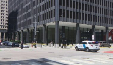 Armed man prompts Dirksen Federal Courthouse lockdown for several hours in downtown Chicago