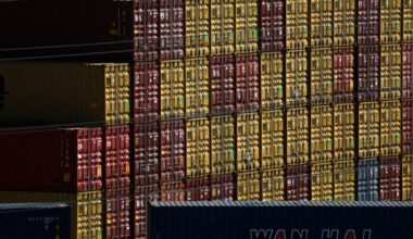 Los Angeles seaport June imports rebound as tariff worries loom over US holiday season